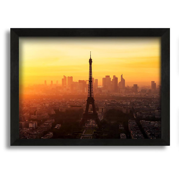 Modernmoments Gerahmtes Leinwandbild Eiffel Tower Sunset Skies Wayfair De